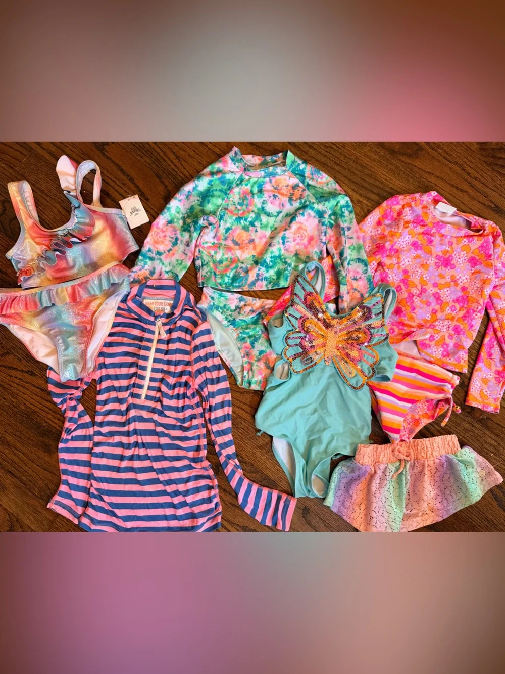 Girls swimsuits !! Bundled! 4 bathing suits, 1 UPF 50+ rashguard and 1 coverup